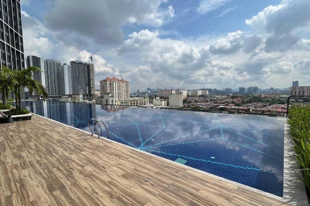 Mt Stay @ Aera Residence Petaling Jaya Dış mekan fotoğraf